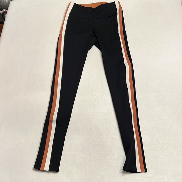 🟡 VAARA Tyler B-knit leggings - Picture 2 of 3